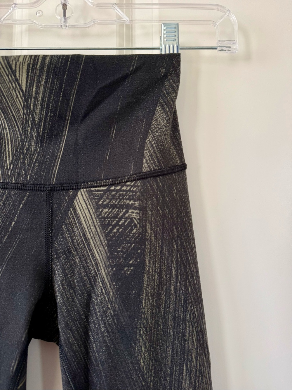 Lululemon High-Waist Black and Green Leggings